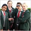 Mi gato Angus, mi primer morreo y el plasta de mi padre : photo Eleanor Tomlinson, Georgia Groome, Georgia Henshaw, Gurinder Chadha, Manjeeven Grewal