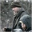The Road (La carretera) : photo John Hillcoat, Kodi Smit-McPhee, Robert Duvall