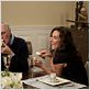 Con C mayúscula : photo Alan Alda, Laura Benanti