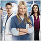 Emily Owens, M.D. : photo Aja Naomi King, Justin Hartley, Kelly McCreary, Mamie Gummer, Michael Rady