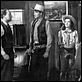 photo Ella Raines, John Wayne
