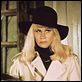 La trama : photo Alfred Hitchcock, Karen Black