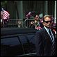 La sombra de la sospecha : photo Clark Johnson, Michael Douglas