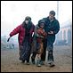 Hijos de los hombres : photo Alfonso Cuarón, Claire-Hope Ashitey, Clive Owen