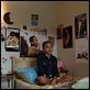 Todos los niños invisibles : photo John Woo, Ridley Scott