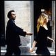 A gauche en sortant de l'ascenseur : photo Edouard Molinaro, Emmanuelle Béart, Richard Bohringer