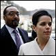 El Filántropo : photo Jesse L. Martin, Neve Campbell