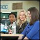 Community : photo Alison Brie, Donald Glover, Gillian Jacobs