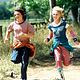<b>Annasophia Robb, Gabor Csupo, Josh Hutcherson</b> Foto  : Un puente hacia Terabithia