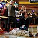 CSI: Las Vegas : photo David Berman, Elisabeth Shue, Ted Danson