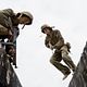 The Pacific : photo Joseph Mazzello, Rami Malek