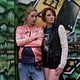 Skins : photo Dakota Blue Richards, Freya Mavor
