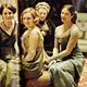 <b>Jessica Brown-Findlay, Laura Carmichael, Maggie Smith, Michelle Dockery</b> Foto : Downton Abbey