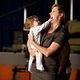 Up All Night : photo Christina Applegate