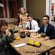<b>Daphné Chollet, Jules-Angelo Bigarnet, Thiên Châu, Thierry Neuvic</b> Foto : Tout le monde descend ! (TV)