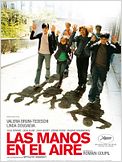 Las manos en el aire