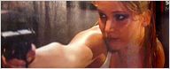 Jennifer Lawrence ('Los juegos del hambre') con un pistolón en su película 'House at the End of the Street'