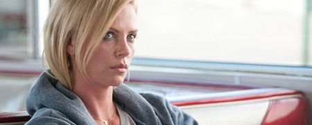 'Young Adult': clips en español de lo nuevo de Charlize Theron