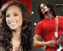 Alicia+Keys+y+Jack+White%2c+un+d%c3%bao+con+licencia+para+cantar