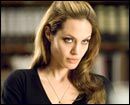 Angelina+Jolie+podr%c3%ada+ser+la+nueva+chica+Bond