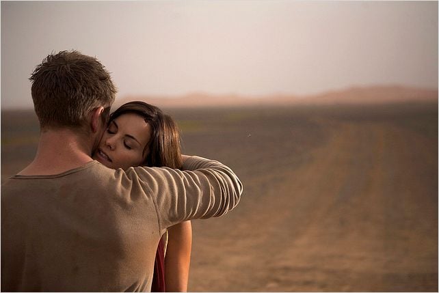Intersections : foto Charlie Bewley, Jaimie Alexander